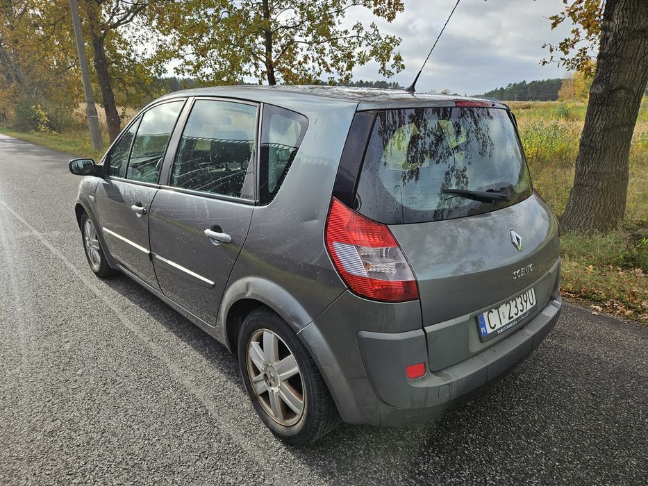 Sprzedam  Renault Scenic 1.6 2004r
