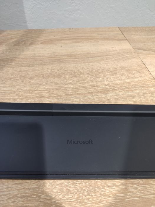 Клавіатура Microsoft Designer Bluetooth Keyboard.