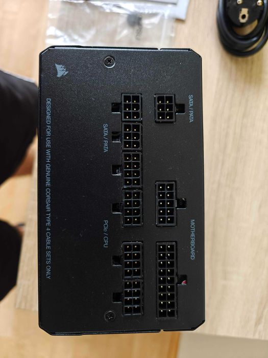 Zasilacz Corsair RM650 Modularny 650W 7 lat gwarancji