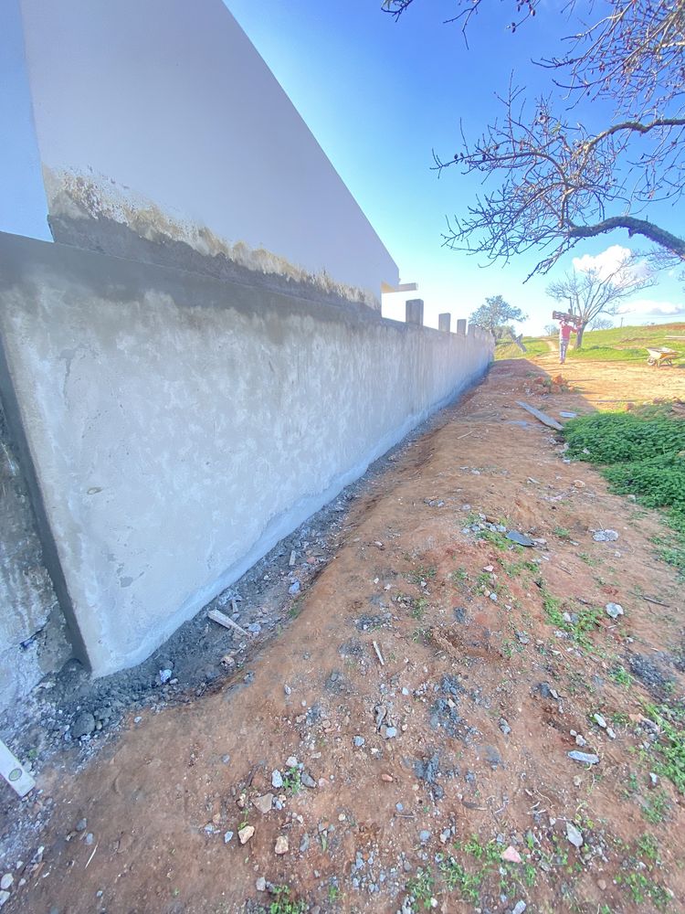 Pedreiros e todos os serviços em construçao e Remodelaçâo , pinturas .