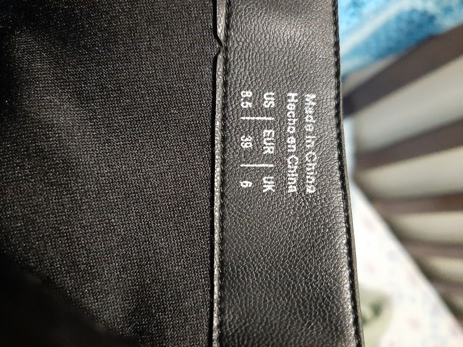 Черевики ботинки жіночі шкіряні 38-39, 25,5см,демі ботильоны каблук