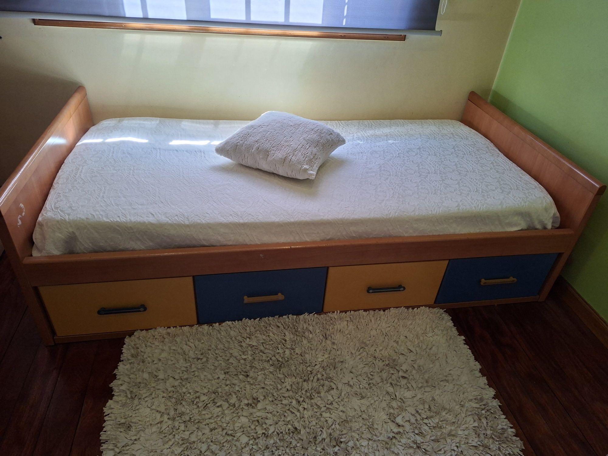 Cama de Solteiro com 4 gavetas