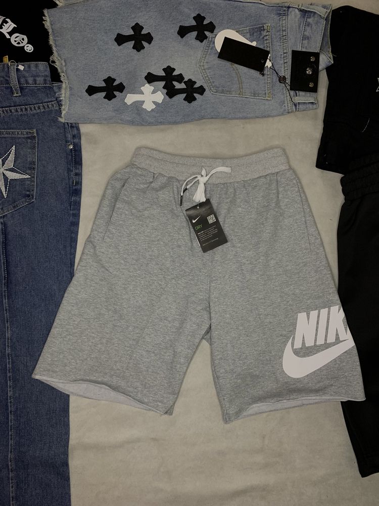 Шорти Nike велике лого, Nike big logo шорти на літо найк