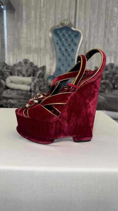 Босоніжки босоножки туфли Dolche & Gabana оригінал 36