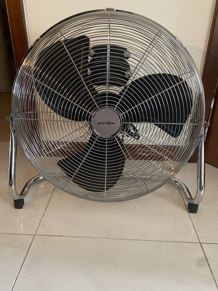 Ventoinha de Chão COMO NOVA