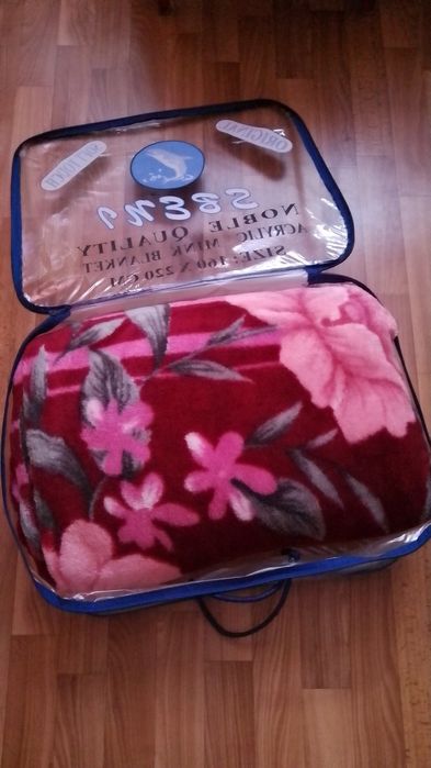 Продам плед , покрывало ,одеяло теплое