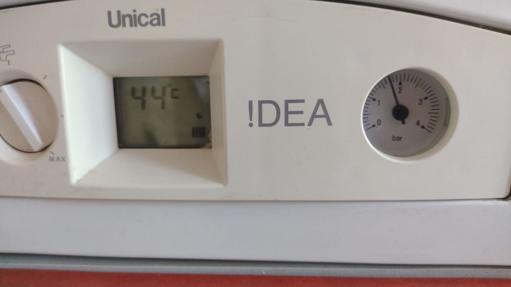 Kocioł dwufunkcyjny Unical Dea AC 23