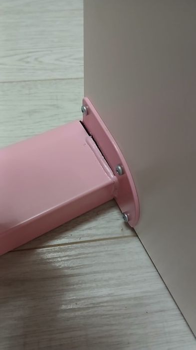 Meble do pokoju dziecięcego/ biurko