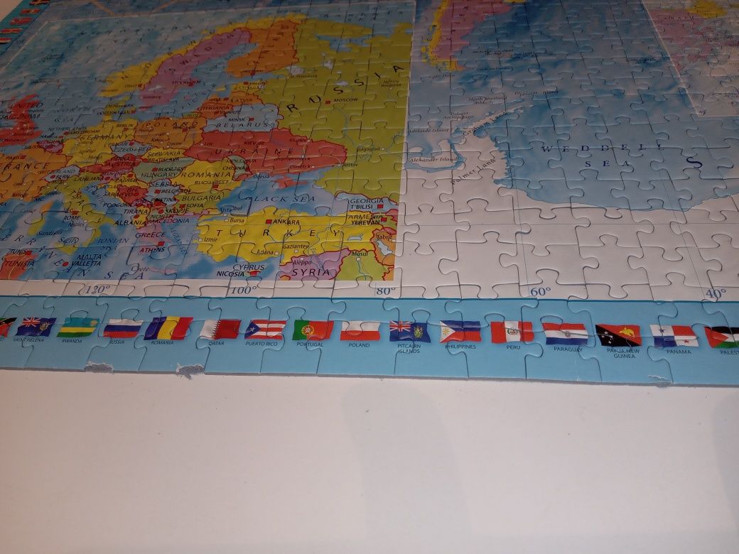 Puzzle polityczna mapa świata  2000 szt.