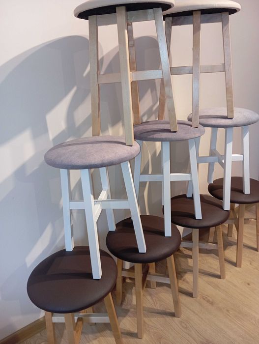 Taboret stołek drewniany bardzo stabilny