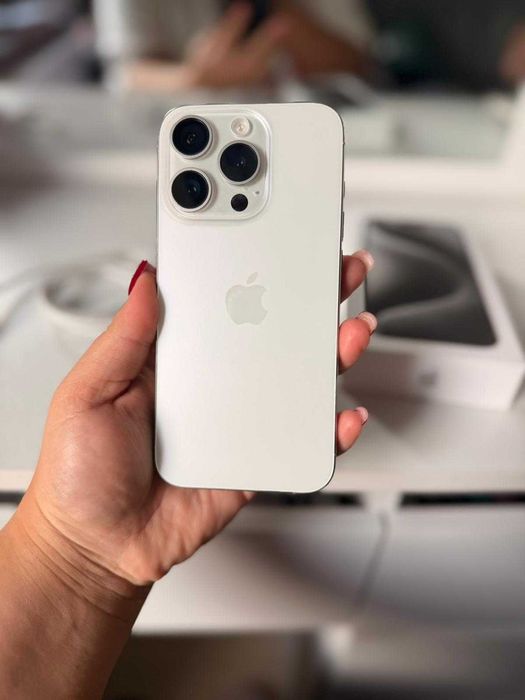 IPhone 15 PRO 128GB / Zadbany / Jak nowy / Tytanowa Biel / 91% baterii