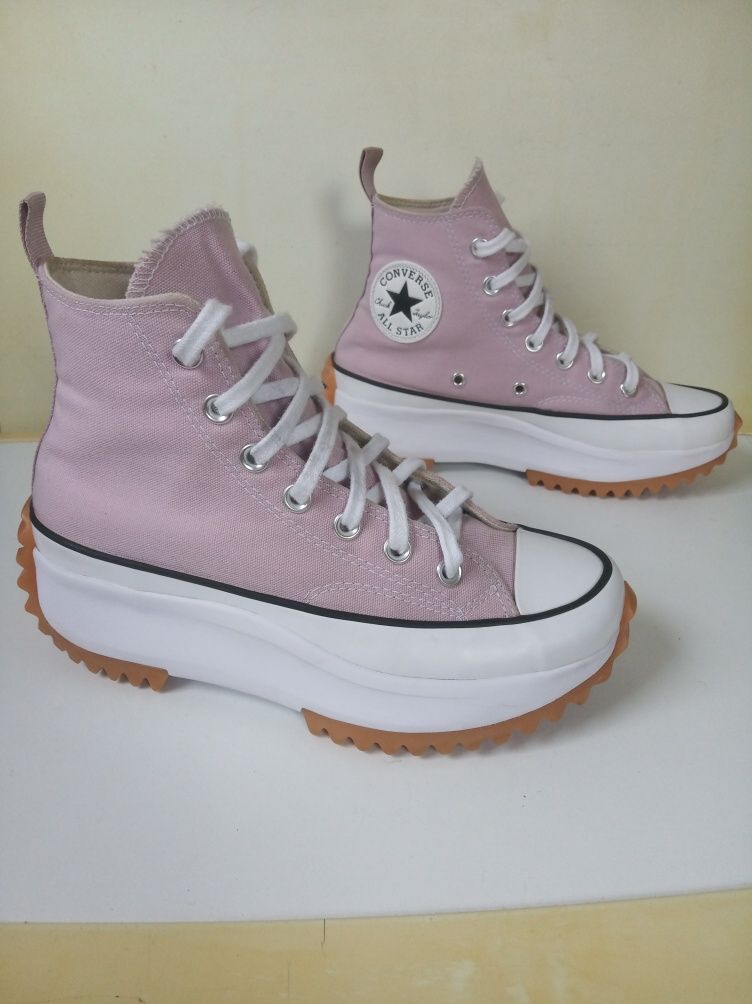 38 Converse Run Star Hike