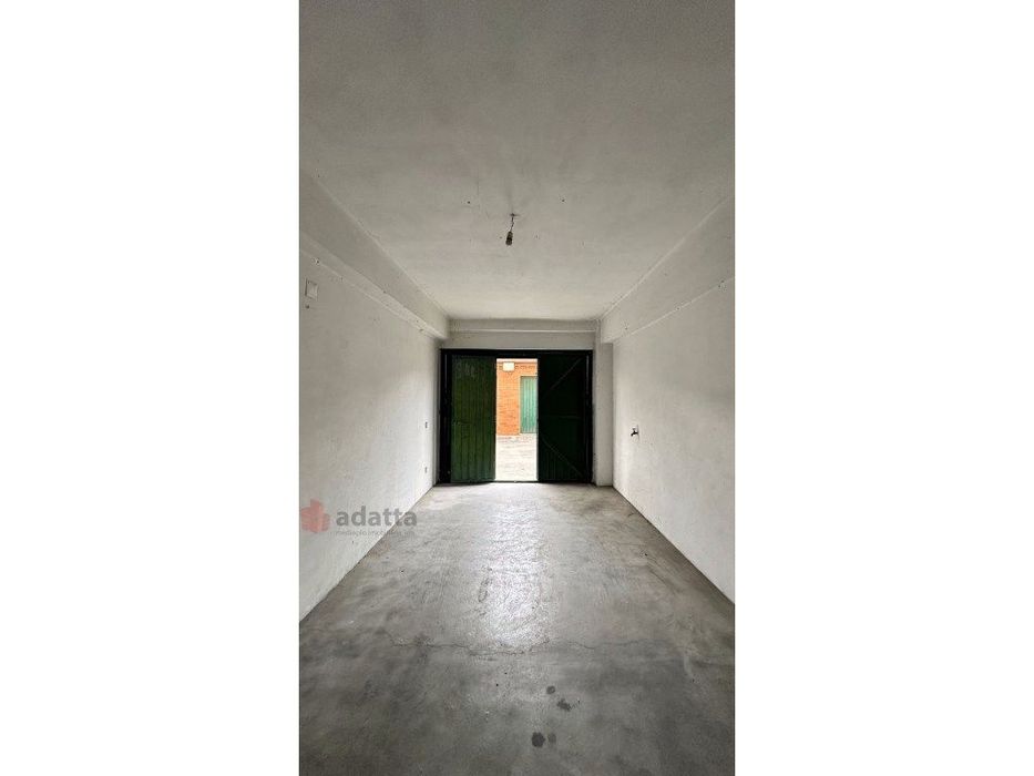Garagem para Arrendamento - Rua Nicolau Chanterenne, Coimbra