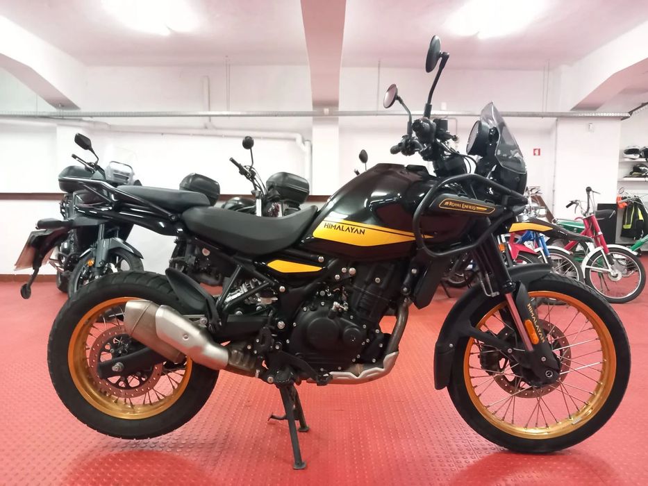Royal Enfield Himalayan 452