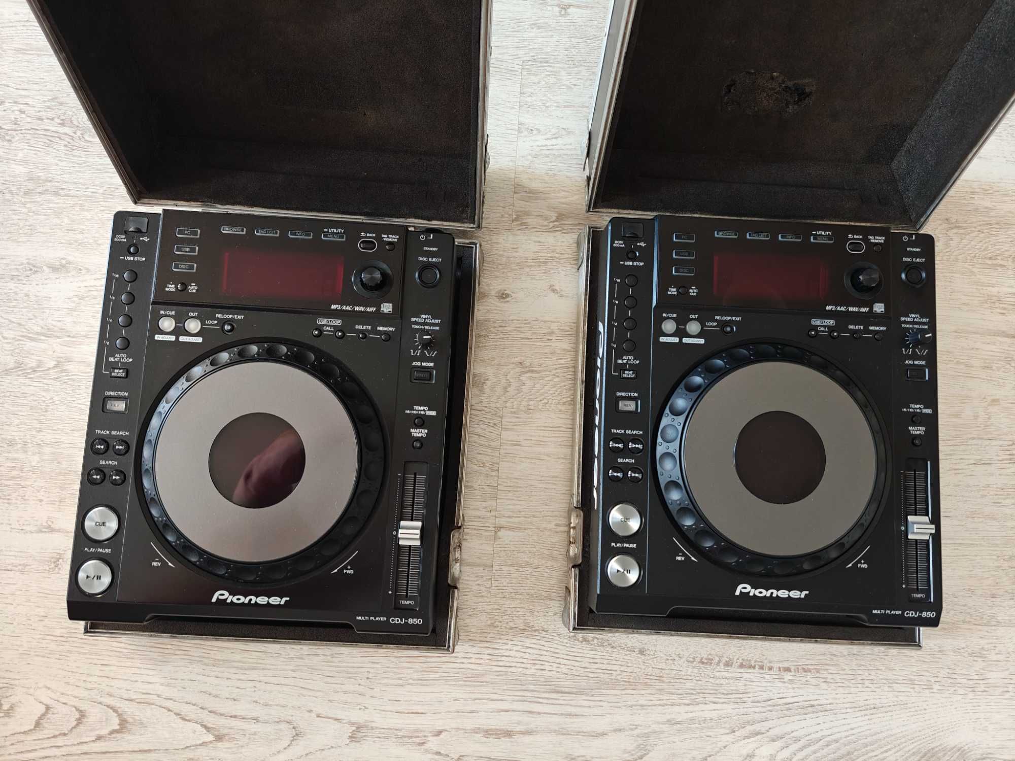 PIONEER 2xCDJ 850 stan bdb+, 2 case gratis