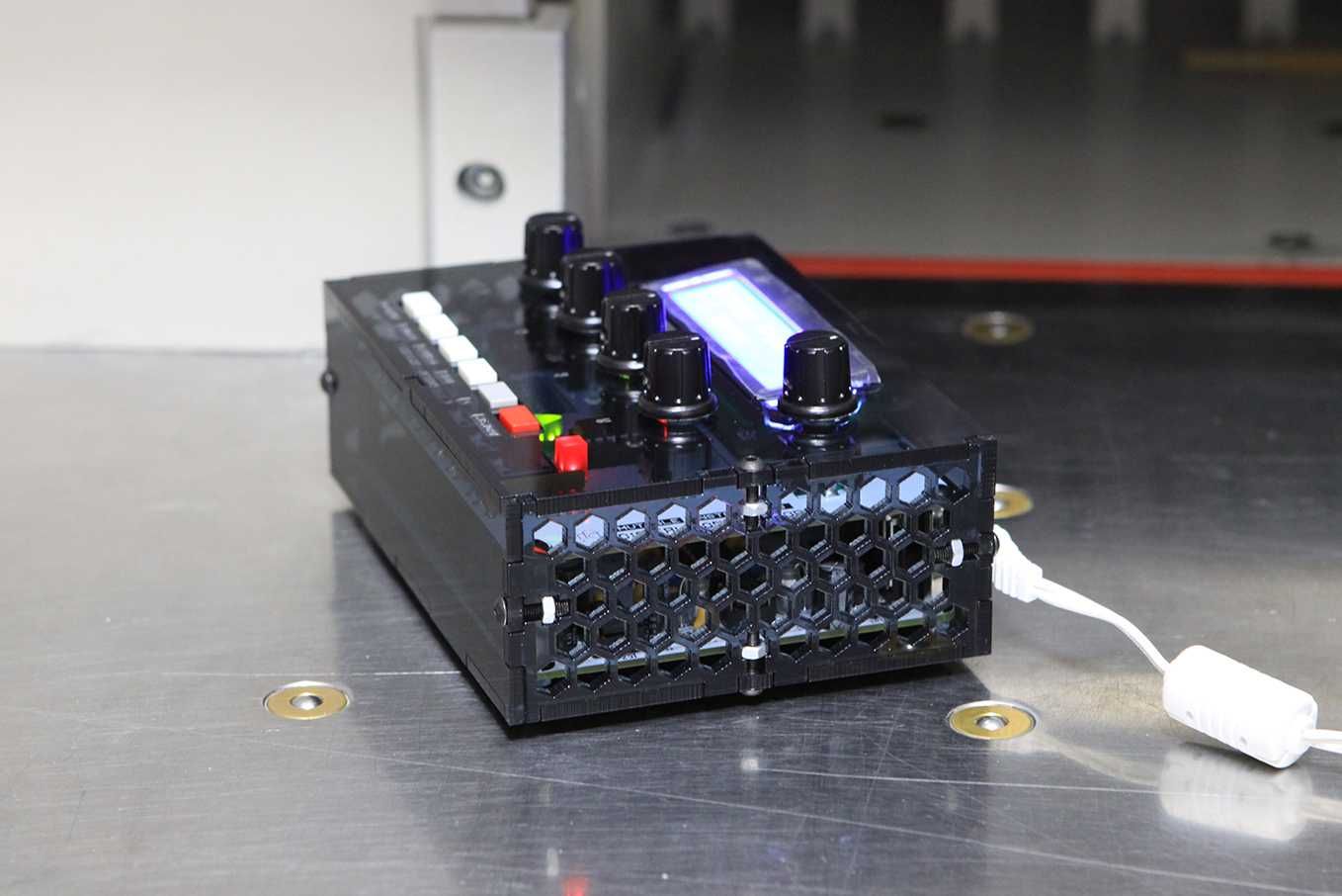 Синтезатор Mutable Instruments SHRUTHI-1 _ SMR4/SVF/4 PM/Polivoks/LP2+