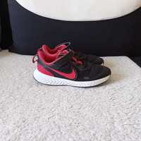 Adidasy Nike dziecięce rozmiar 31. Długość wkł 19 cm. Orginalne.