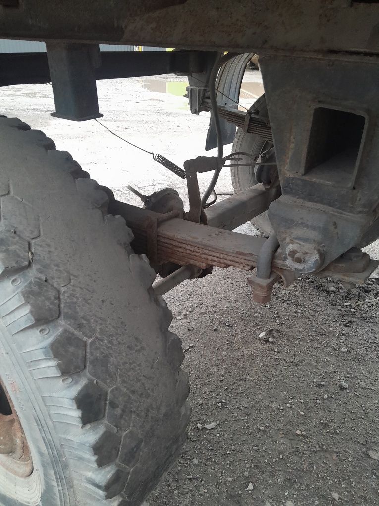Продаю грузовий причеп