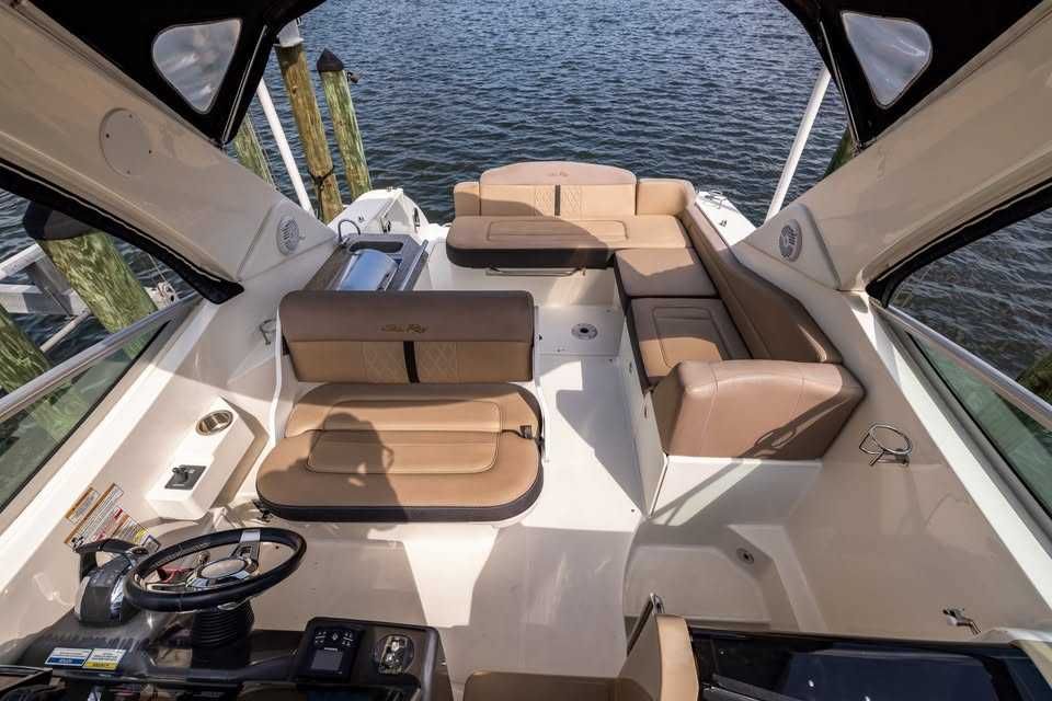 Motorówka Sea Ray 310 Sundancer 16r – 2x MerCruiser 6.2 MPI Floryda