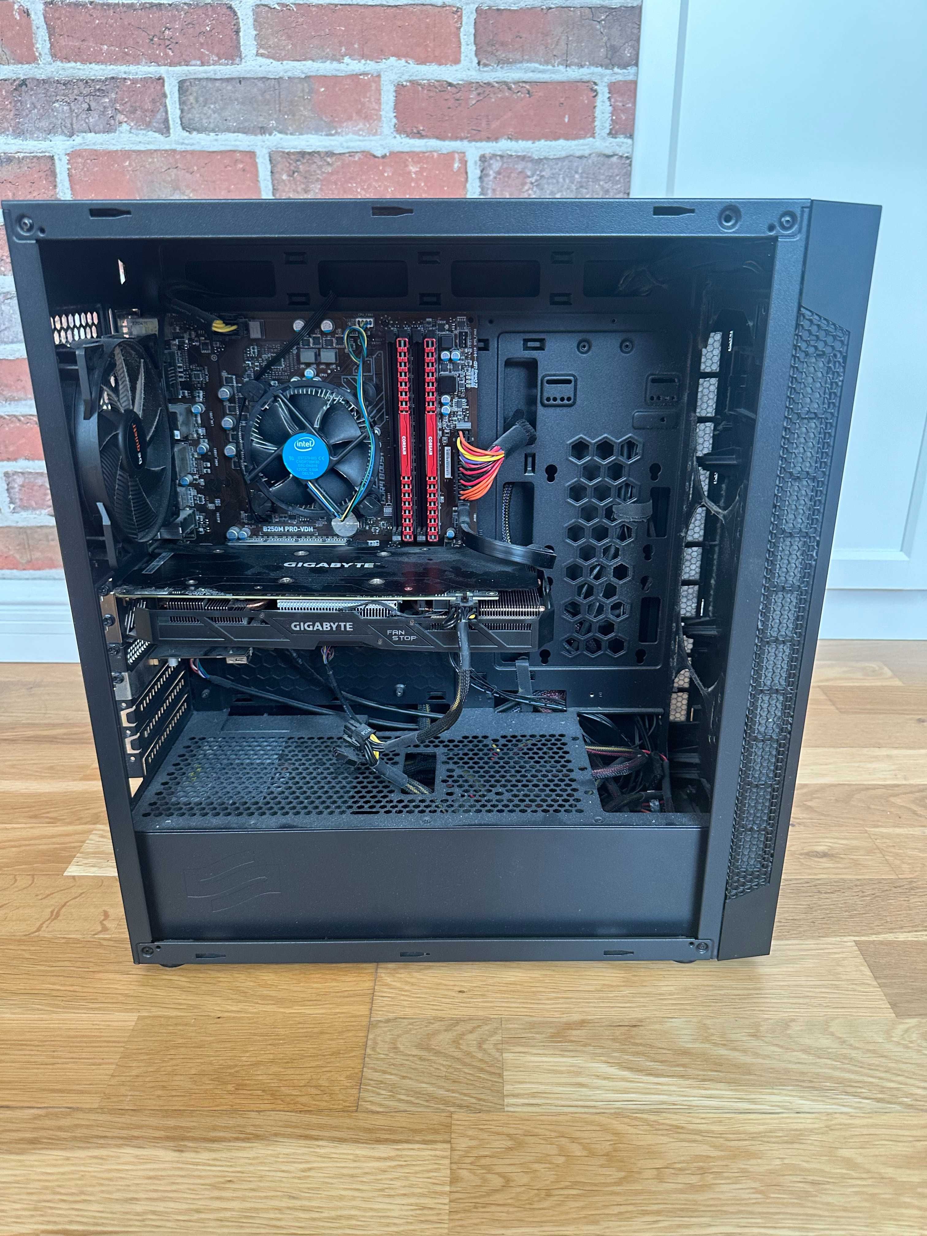 Komputer stacjonarny gamingowy - GTX 1060, i5-7600, 16 GB RAM