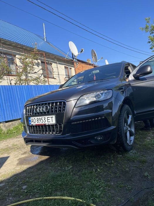 Продам AUDI Q7 4L