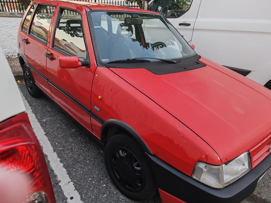 FIAT UNO 1100, correio distribuição mudada