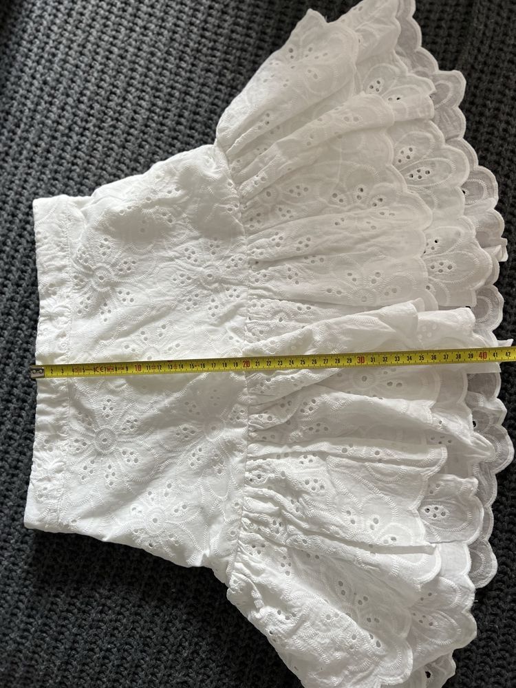 Spódniczka mini ażurowa haftowana biała wysoki stan