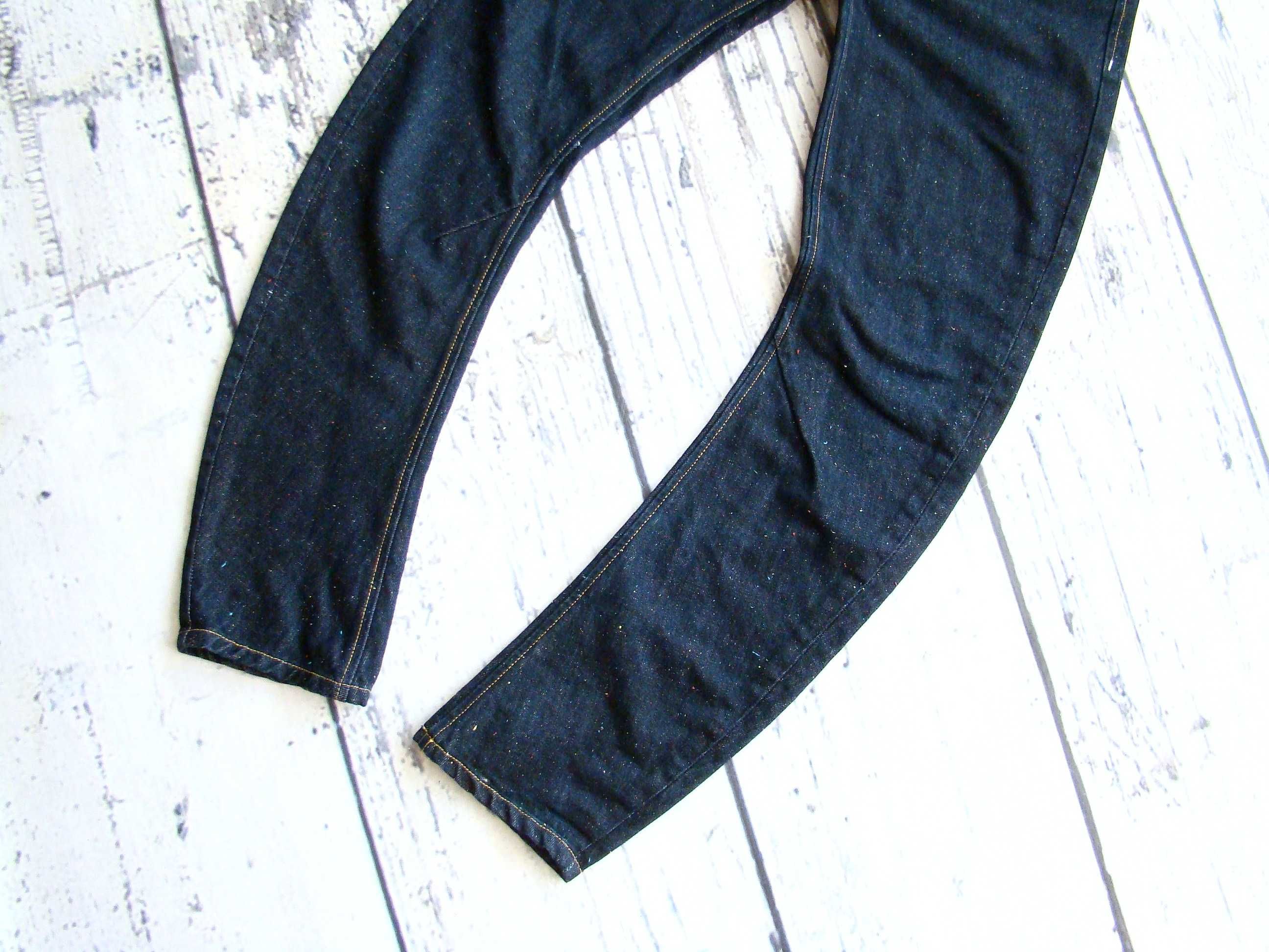 Voi Jeans świetne markowe spodnie jeansowe r XS/S pas: 76 cm