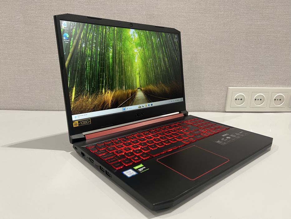 Игровой Acer Nitro 5 AN515-54 - 15"  FHD/ i5-9300H/256Gb/ 8Gb/GTX 1650