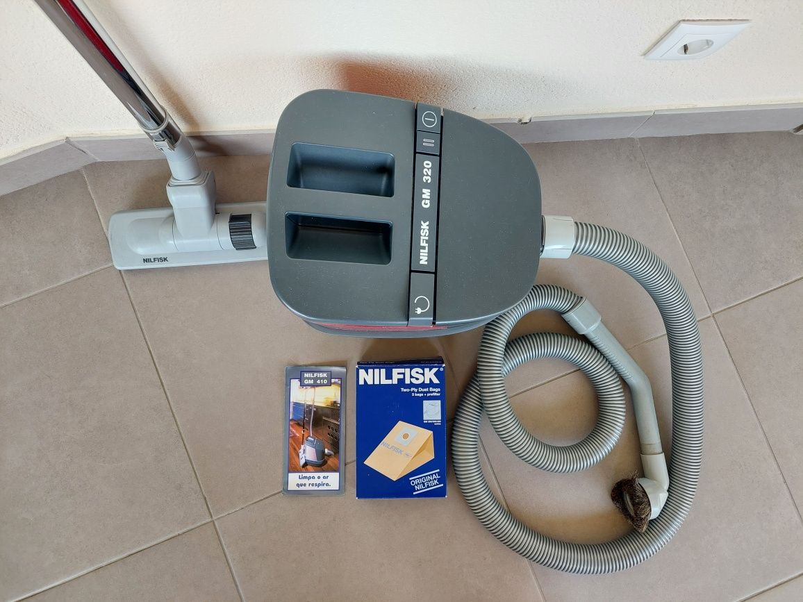 Vendo aspirador Nilfisk GM 320