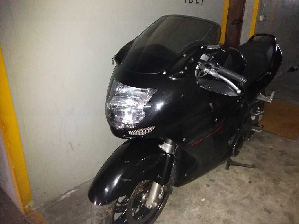 Peças Honda CBR1100XX