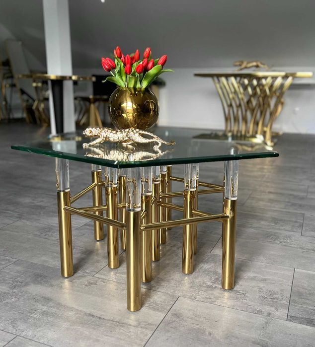 Złoty Stolik kawowy nowojorski szklany na złotych nogach 90x90x45 NOWY
