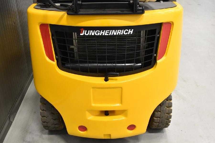 Газовий навантажувач JUNGHEINRICH TFG 320s з пробігом