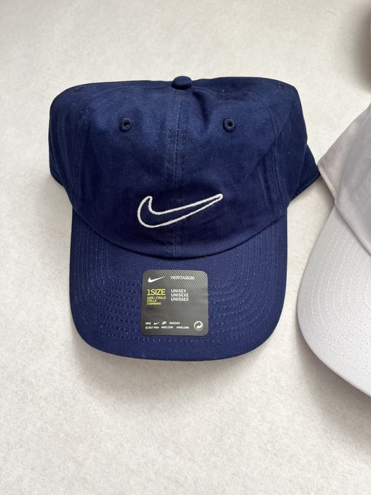 Кепки від бренду Nike