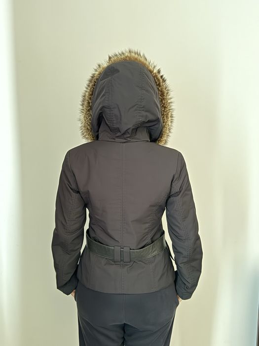 Жіноча зимова куртка S з капюшоном, знімна підстібка з кролика