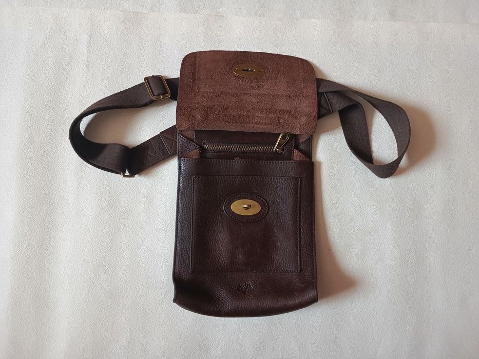 Сумка кожаная бренда MULBERRY .