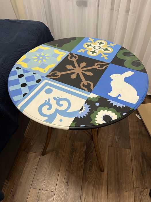 Stół okrągły odnowiony Fabryka Jafameg