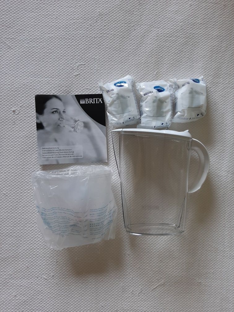 Jarro branco Brita - Marella 2L + 3 filtros TUDO NOVO