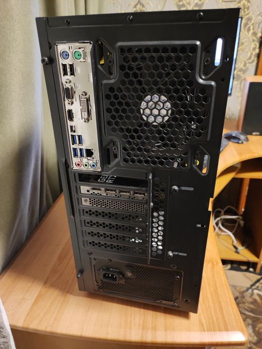 продам системный блок(срочно)