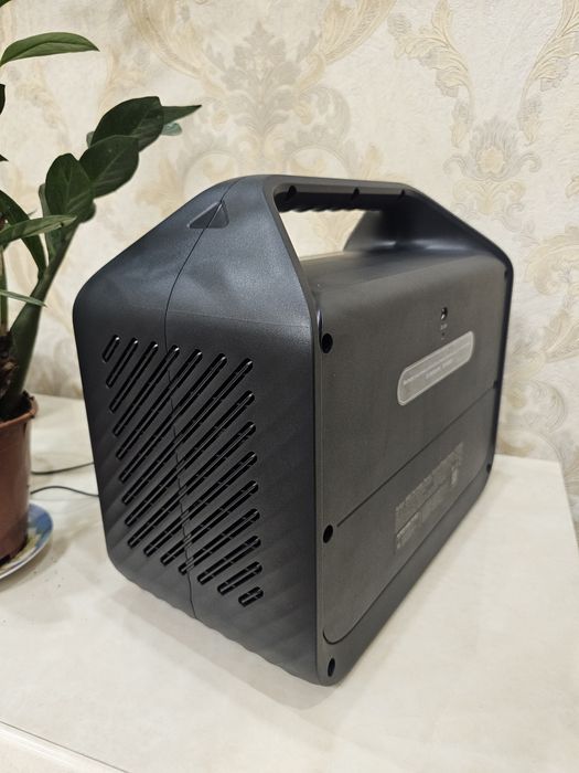 Зарядна станiя анкер 555 1024 ват