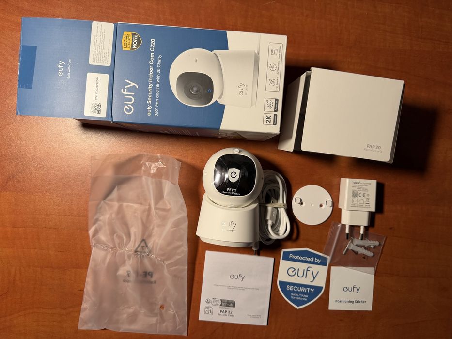 Eufy Security Indoor Cam C220