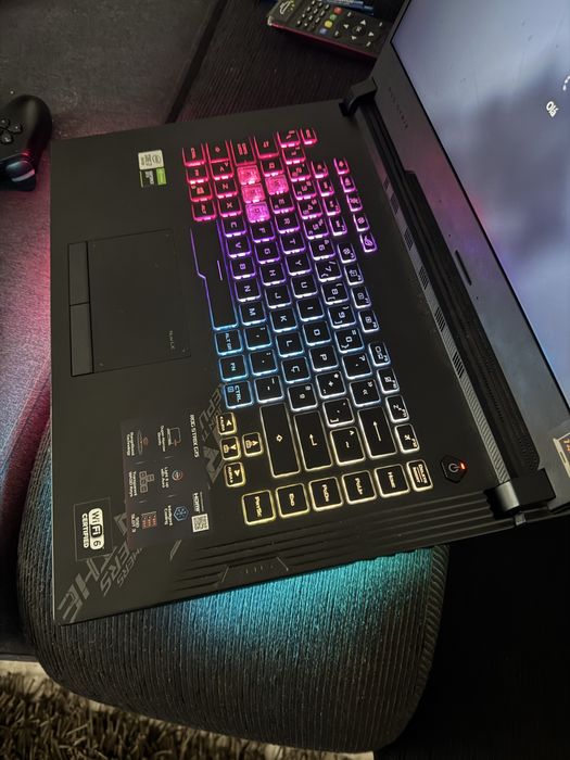 Portátil Gaming ASUS ROG Strix G15