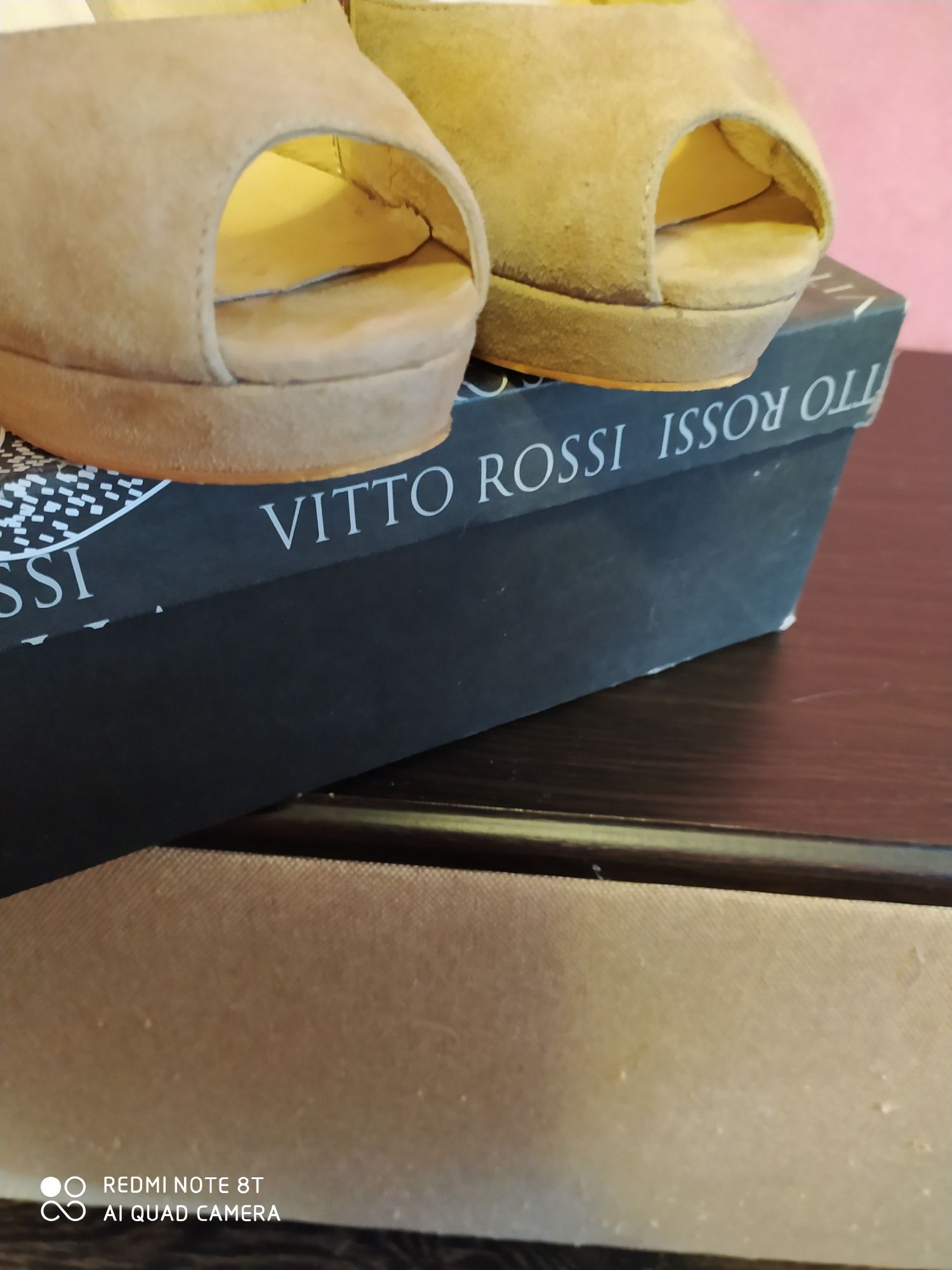 Босоножки Vitto Rossi