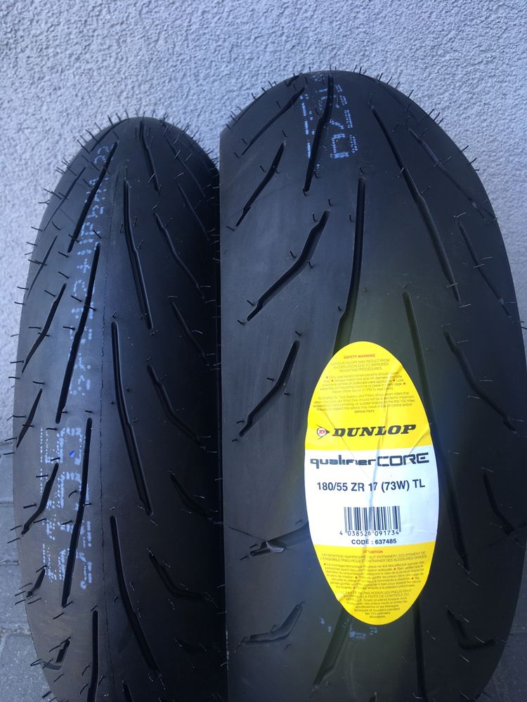 180/55ZR17 + 120/70ZR17 Dunlop Qualifier Core 2023