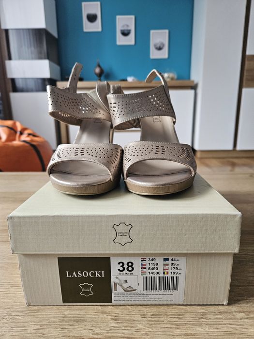 Sandały na słupku Lasocki Złote