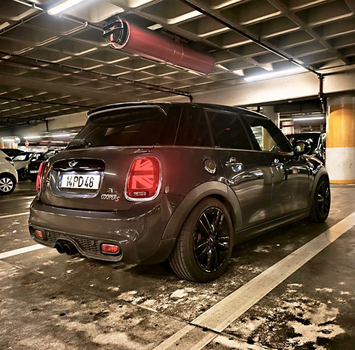 MINI Cooper S F55 2.0 Turbo – Nacional, com 99.000km