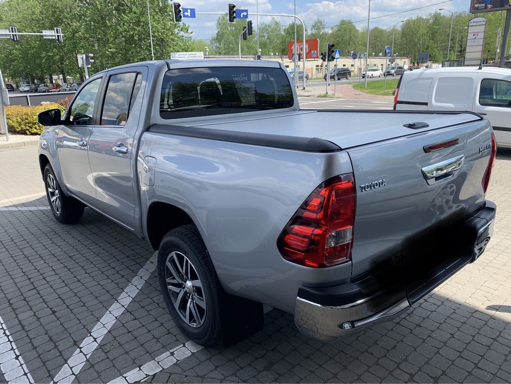 Roleta Mountain Top Toyota Hilux Pickup