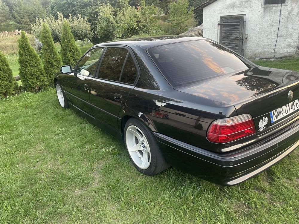 BMW 7 e38 5.4 V12 1999