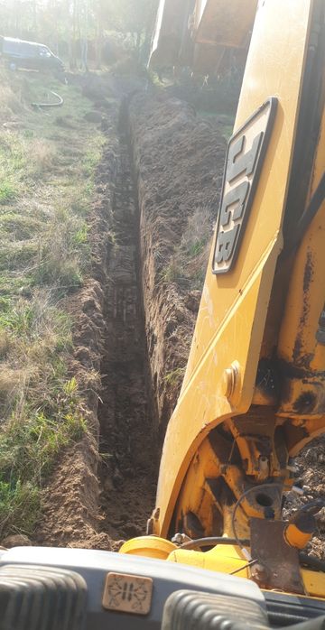 Roboty ziemne, koparko-ładowarka, minikoparka, wyburzenia, wiertnica