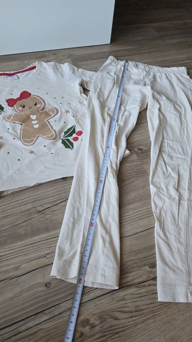 Piżamka dziewczęca ciastek 122-128cm 7-8 lat